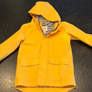 Cat and Jack rain coat in yellow size 3T